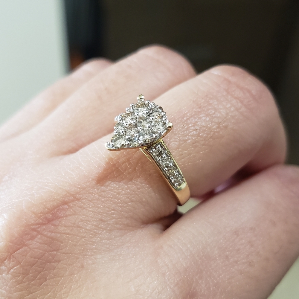 10k yellow gold 1 carat real diamonds ring - Picture 3 of 9